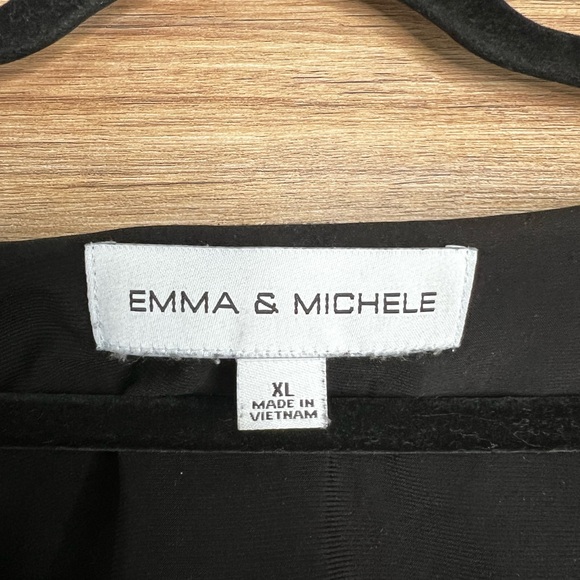 Emma & Michele | Black Sleeveless Jumpsuit with Gold Hardware | Size XL - Picture 7 of 11